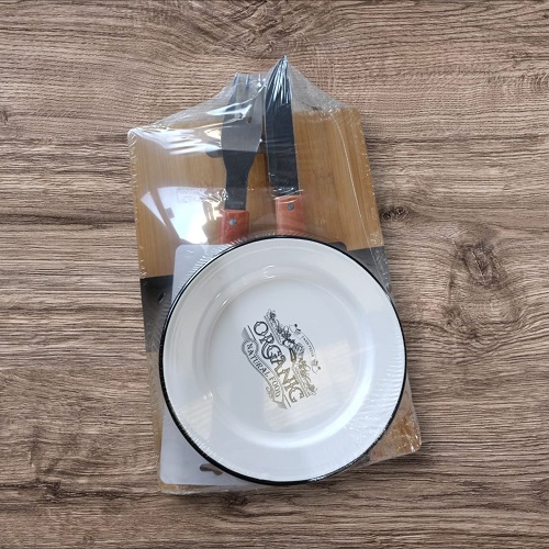 SUKÁ SET ASADO + 4 PLATOS ENLOZADOS