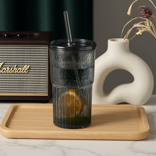 BNB VASO VIDRIO CON TAPA Y SORBETE VIDRIO